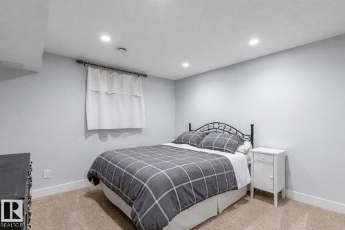9328 94 Street, Edmonton, AB - Indoor Photo Showing Bedroom