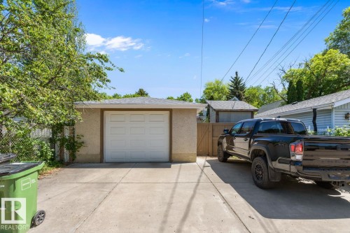 9328 94 Street, Edmonton, AB - Outdoor