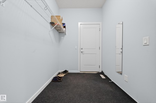 1575 Plum Circle Circle, Edmonton, AB - Indoor Photo Showing Other Room