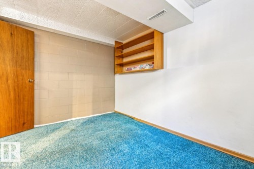 47 Gladstone Crescent, St. Albert, AB - Indoor Photo Showing Other Room