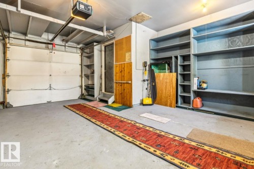 47 Gladstone Crescent, St. Albert, AB - Indoor Photo Showing Garage