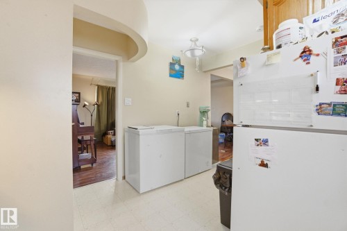 8208 73 Avenue, Edmonton, AB - Indoor Photo Showing Laundry Room