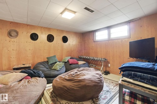 8208 73 Avenue, Edmonton, AB - Indoor