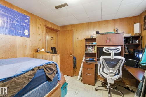 8208 73 Avenue, Edmonton, AB - Indoor