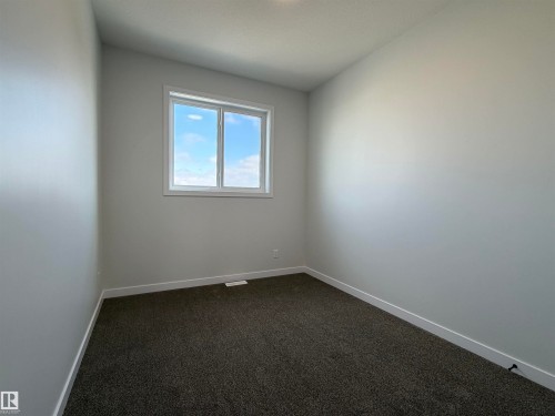 271 Munn Way, Leduc, AB - Indoor Photo Showing Other Room
