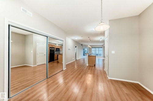 152 4827 104A Street, Edmonton, AB - Indoor Photo Showing Other Room