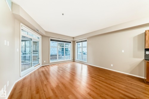 152 4827 104A Street, Edmonton, AB - Indoor Photo Showing Other Room
