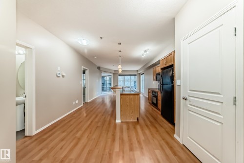 152 4827 104A Street, Edmonton, AB - Indoor Photo Showing Other Room