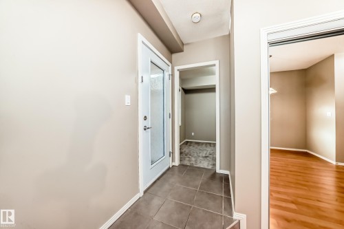 152 4827 104A Street, Edmonton, AB - Indoor Photo Showing Other Room