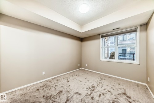 152 4827 104A Street, Edmonton, AB - Indoor Photo Showing Other Room