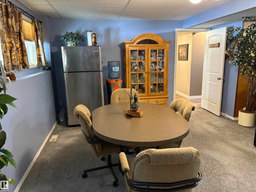 5306 52 Street, Elk Point, AB - Indoor