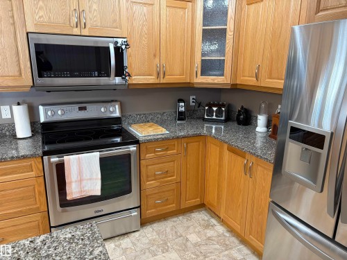 5306 52 Street, Elk Point, AB - Indoor Photo Showing Kitchen