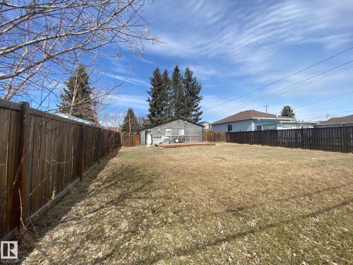 4505 53 Avenue, Wetaskiwin, AB - Outdoor
