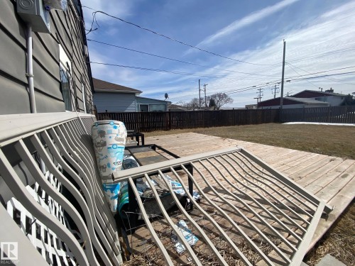 4505 53 Avenue, Wetaskiwin, AB - Outdoor