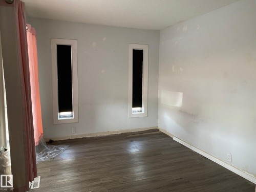 4505 53 Avenue, Wetaskiwin, AB - Indoor Photo Showing Other Room