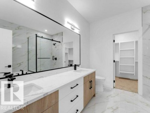 8514 Mayday Run Run, Edmonton, AB - Indoor Photo Showing Bathroom