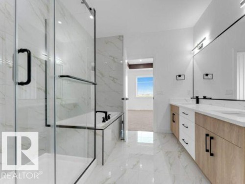 8514 Mayday Run Run, Edmonton, AB - Indoor Photo Showing Bathroom