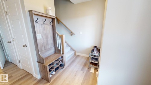 998 Stillwater Boulevard, Edmonton, AB - Indoor Photo Showing Other Room