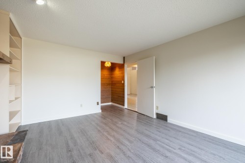 14339 122 Street, Edmonton, AB - Indoor Photo Showing Other Room