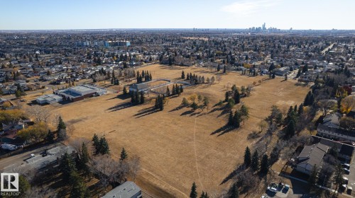 14339 122 Street, Edmonton, AB - Outdoor With View