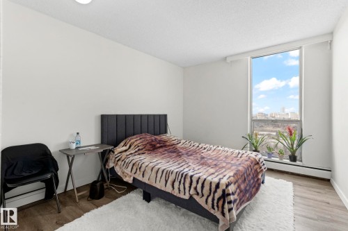 1003 10883 Saskatchewan Drive, Edmonton, AB - Indoor Photo Showing Bedroom