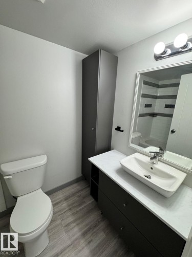 612 2908 116A Avenue, Edmonton, AB - Indoor Photo Showing Bathroom