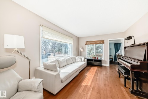 12015 104 Street, Edmonton, AB - Indoor Photo Showing Living Room