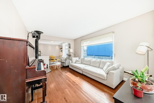 12015 104 Street, Edmonton, AB - Indoor Photo Showing Living Room