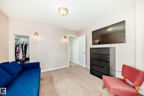 12015 104 Street, Edmonton, AB - Indoor