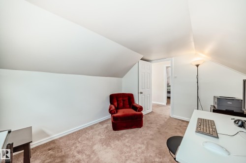 12015 104 Street, Edmonton, AB - Indoor Photo Showing Other Room