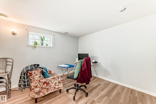 12015 104 Street, Edmonton, AB - Indoor