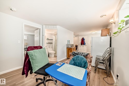 12015 104 Street, Edmonton, AB - Indoor