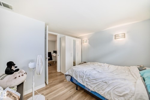 12015 104 Street, Edmonton, AB - Indoor Photo Showing Bedroom