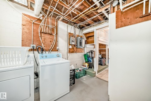 12015 104 Street, Edmonton, AB - Indoor Photo Showing Laundry Room