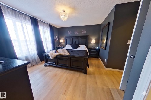 2763 Collins Crescent, Edmonton, AB - Indoor Photo Showing Bedroom