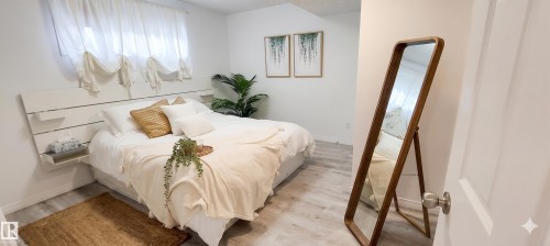 2763 Collins Crescent, Edmonton, AB - Indoor Photo Showing Bedroom