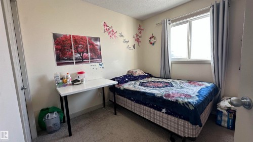 6074 Stanton Drive, Edmonton, AB - Indoor Photo Showing Bedroom