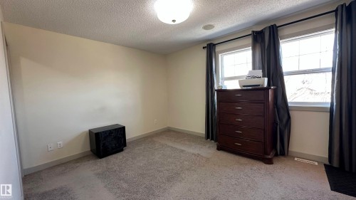 6074 Stanton Drive, Edmonton, AB - Indoor