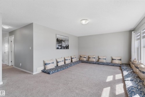 6006 19A Avenue, Edmonton, AB - Indoor Photo Showing Other Room