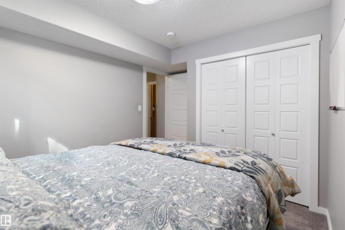 6006 19A Avenue, Edmonton, AB - Indoor Photo Showing Bedroom