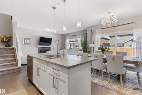 6006 19A Avenue, Edmonton, AB - Indoor