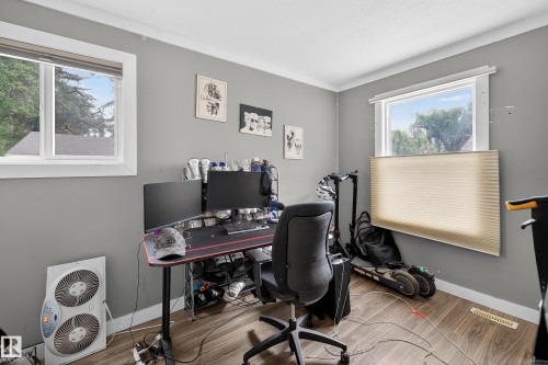 6014 120 Avenue, Edmonton, AB - Indoor Photo Showing Office