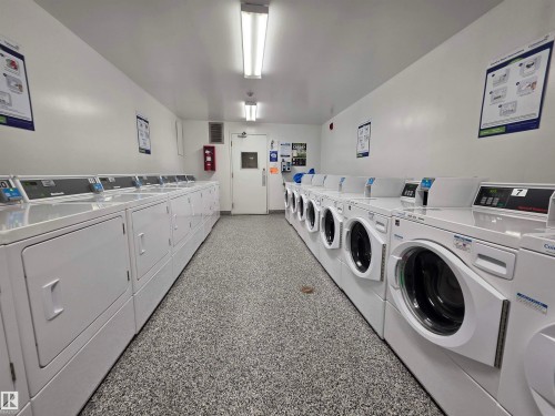 1201 10135 Saskatchewan Drive, Edmonton, AB - Indoor Photo Showing Laundry Room
