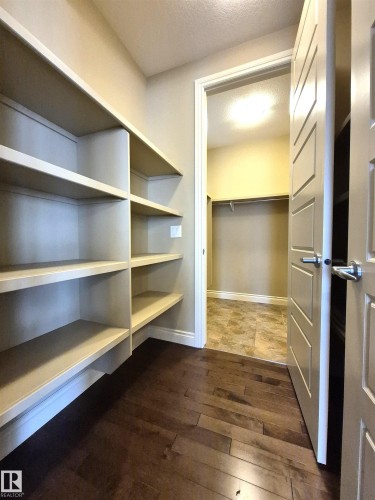 2121 90A Street, Edmonton, AB - Indoor