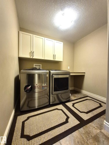 2121 90A Street, Edmonton, AB - Indoor