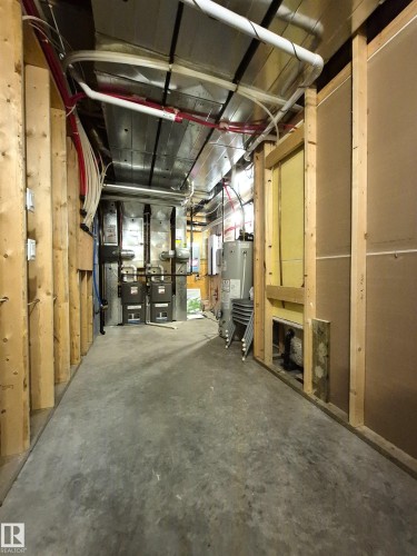 2121 90A Street, Edmonton, AB - Indoor