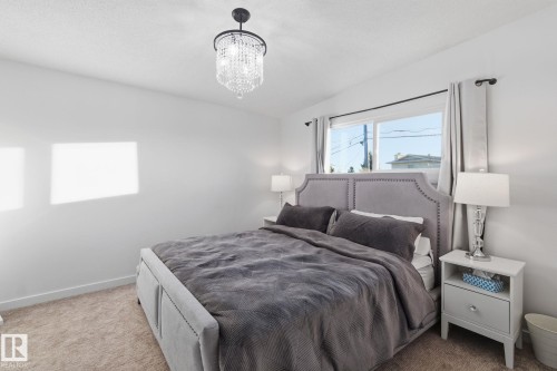 8043 135 Avenue, Edmonton, AB - Indoor Photo Showing Bedroom