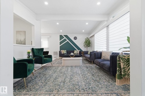 8043 135 Avenue, Edmonton, AB - Indoor