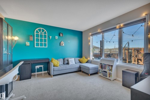 419 Hemingway Road, Edmonton, AB - Indoor