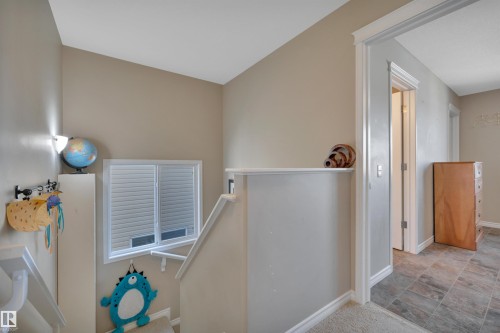419 Hemingway Road, Edmonton, AB - Indoor Photo Showing Other Room